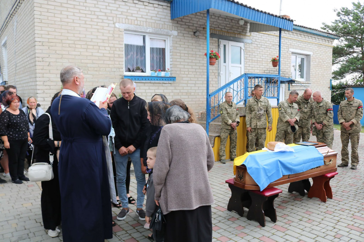 Помер після поранення: на Волині попрощалися із Захисником Ігорем Андрійчуком