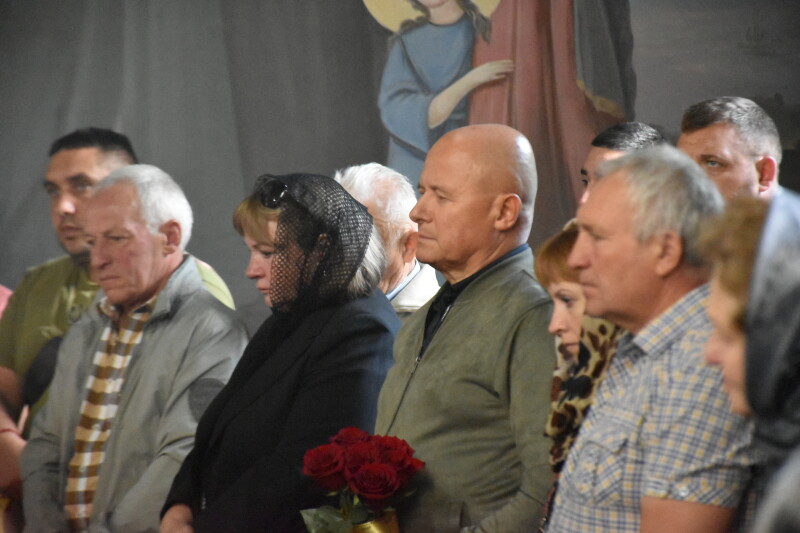 Загинув понад 10 місяців тому: у Луцькій громаді попрощались з Героєм Костянтином Ризванюком