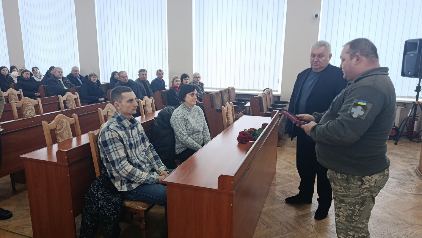 Вдові та сину загиблого військовослужбовця з Волині вручили Орден «За мужність» ІІІ ступеня