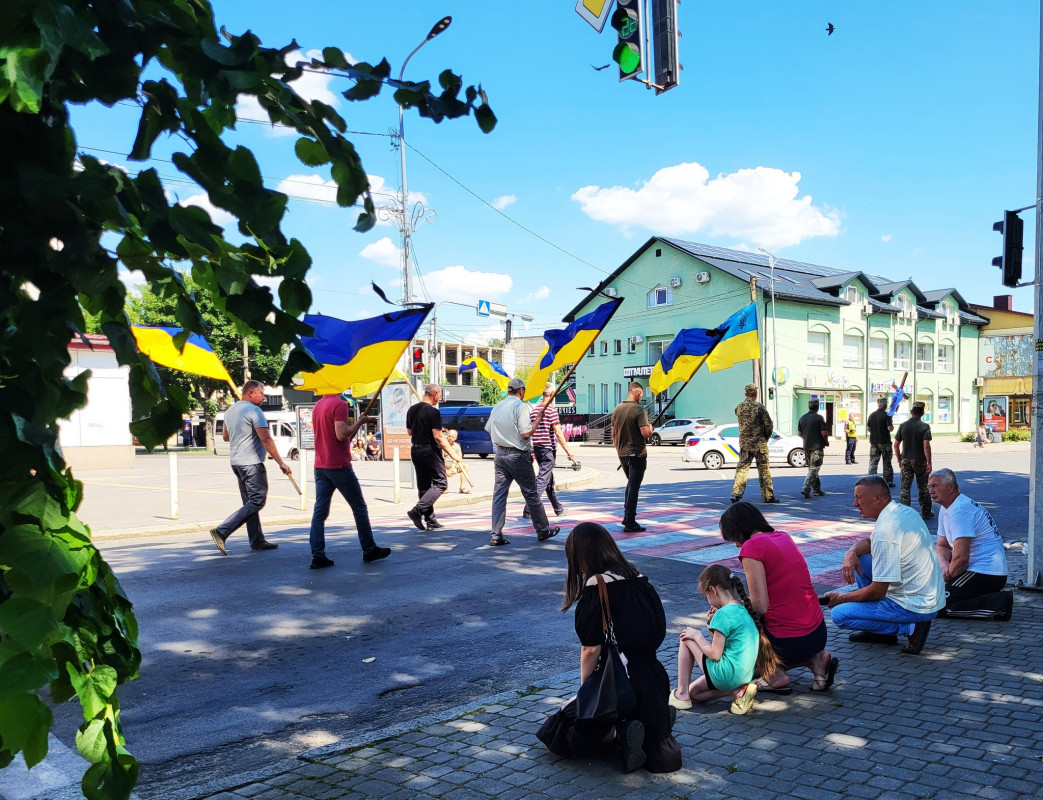 Син і донька втратили батька: на Волині попрощались з Героєм Дмитром Лисюком