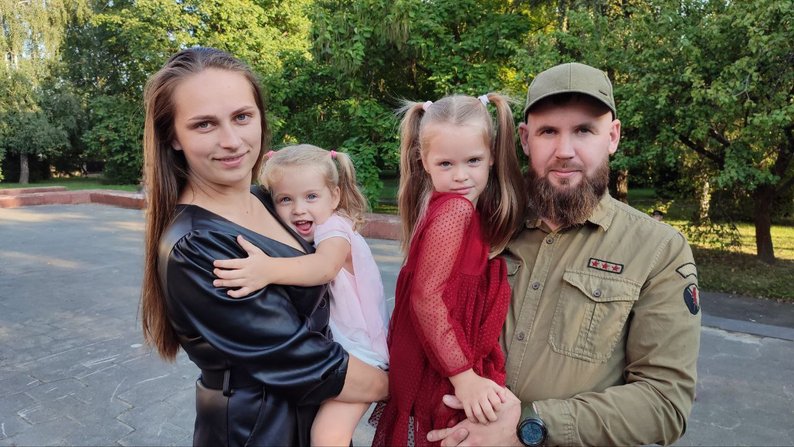 Загинув, так і не побачивши народження найменшого сина: спогади вдови про загиблого бійця з Волині Валерія Левчука