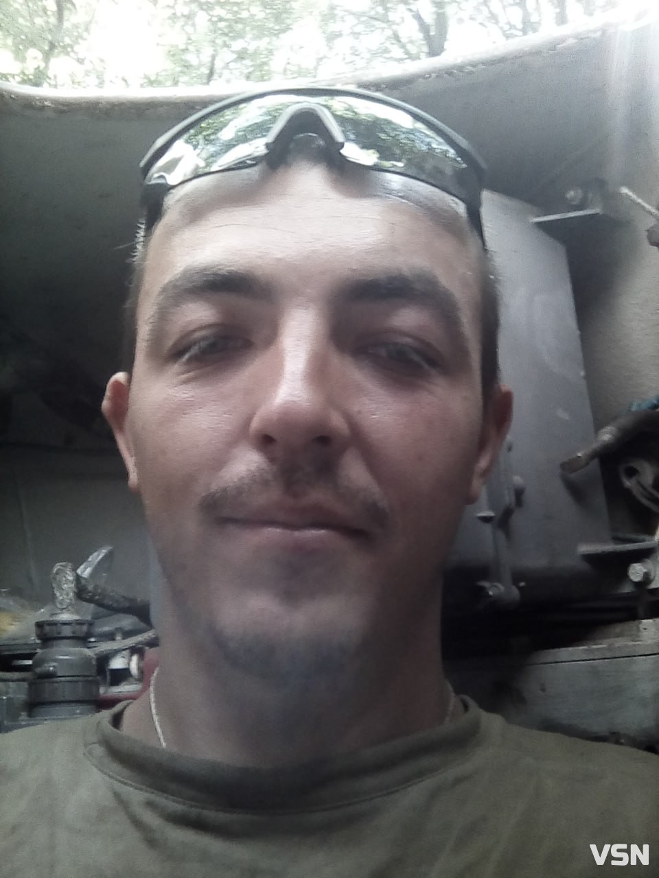 «Був пораненим, але покинув лікарню, аби врятувати хлопців, а йому не було кому допомогти». Спогади про загиблого гірника з Волині, який став воїном