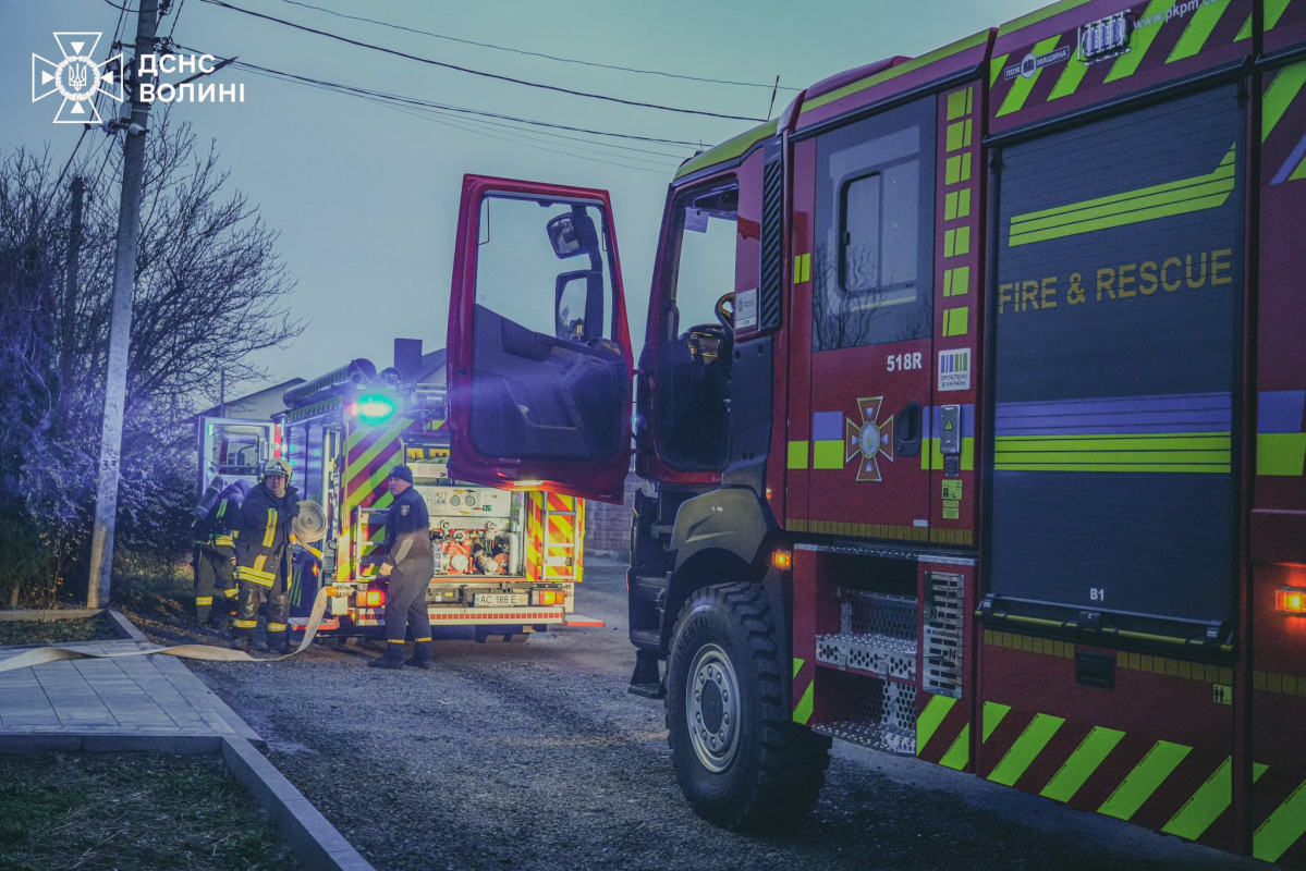 Пожежа в будинку під Луцьком: вогнеборці ліквідували займання за годину