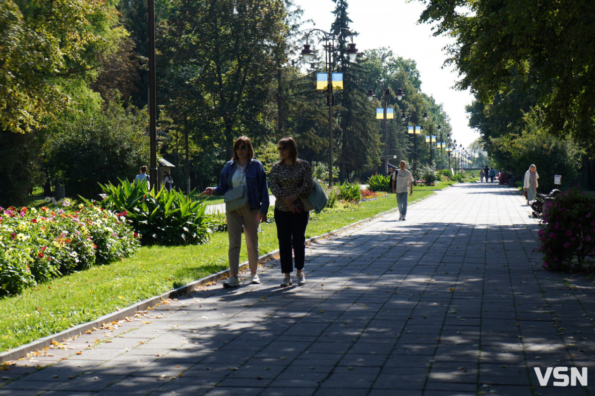 Як Луцьк провів останній теплий день вересня. Фоторепортаж