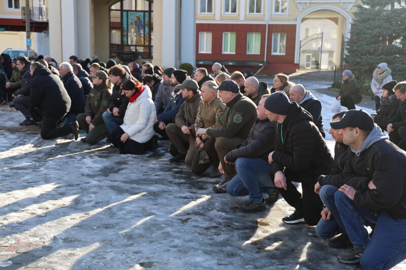 Два прощання в один день: лучани провели в останню путь Героїв Андрія Черняка та Артема Петровського