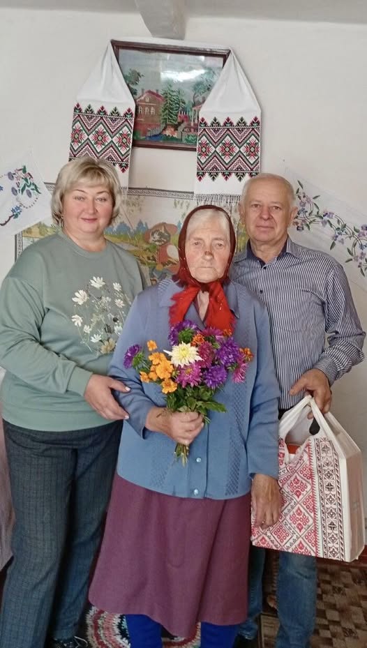Прожила у шлюбі з чоловіком 60 років: волинянка відзначила 91-річчя