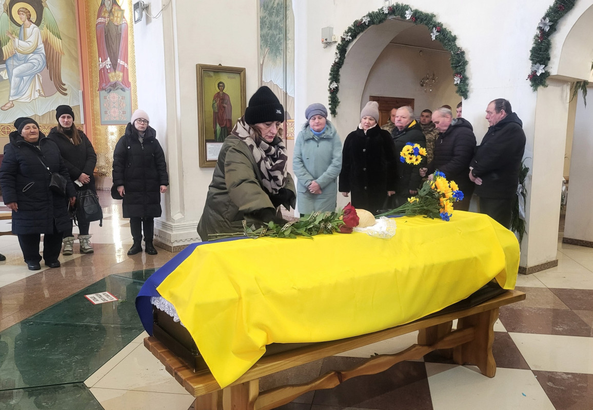 Родина до останнього жила надією: на Волині попрощалися з воїном Георгієм Смалем