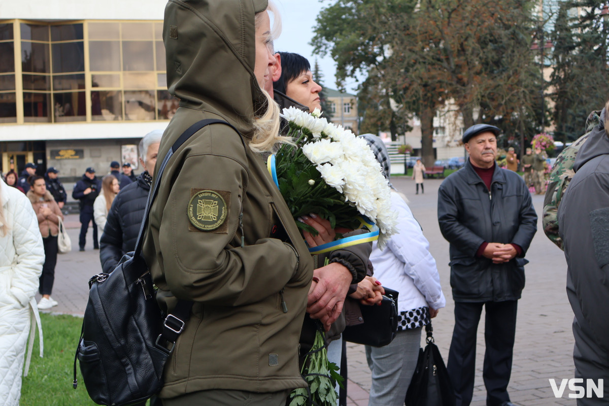 У Луцьку вшанували захисників і захисниць України