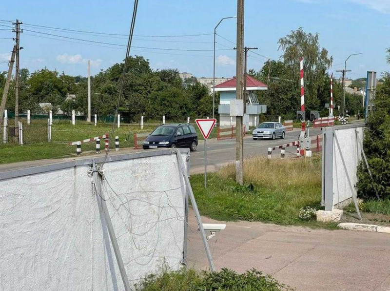 На Волині продають майновий комплекс біля кордону з Польщею, який має власну залізничну колію