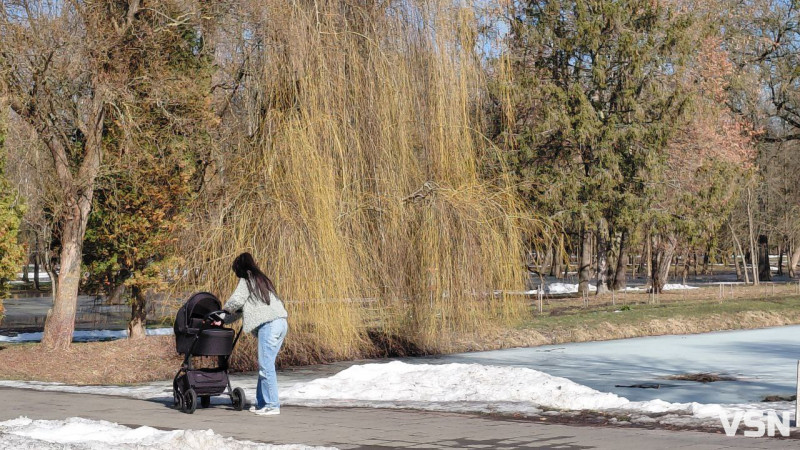 Весна у Луцьку: фоторепортаж із парку імені Лесі Українки
