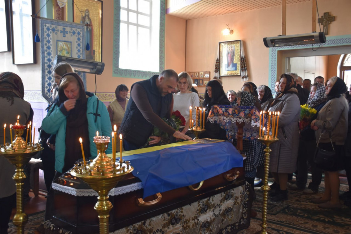 На Волині попрощалися із загиблим воїном Петром Гайдаєм
