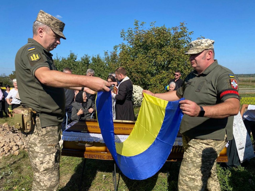 Вважався зниклим безвісти: на Волині попрощались із Героєм Петром Вакульчуком