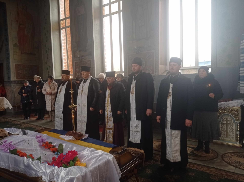 Трагічний день: на Волині попрощалися із Героєм Юрієм Вишневським