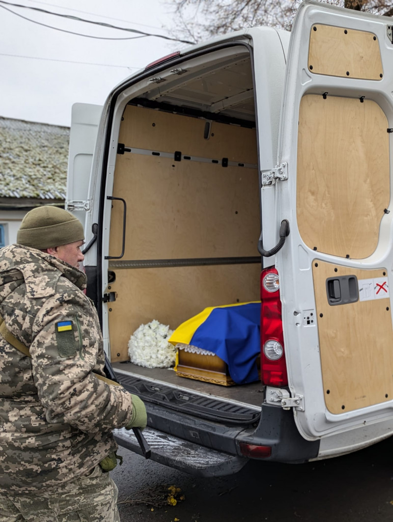 Так і не встиг створити сім'ю: на Волині попрощалися з Героєм Олегом Гарасимлюком