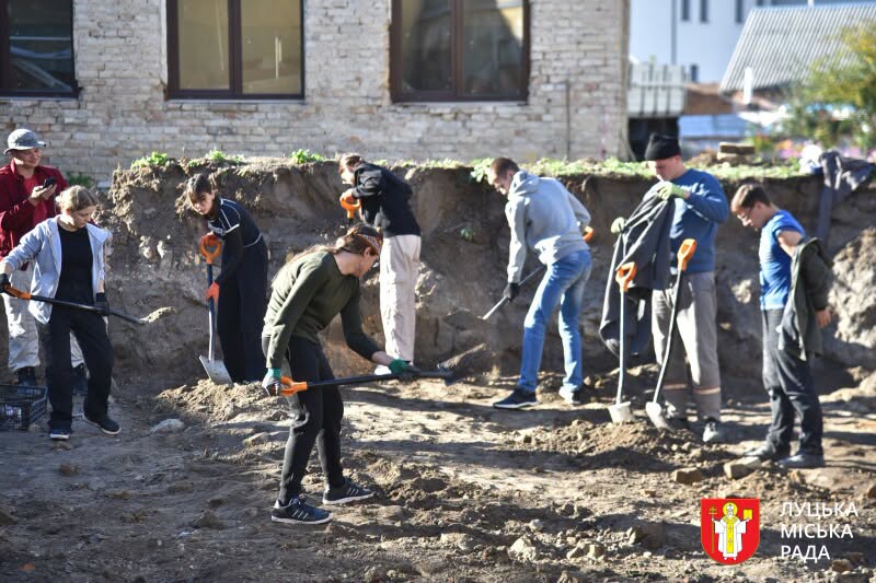 У Луцьку завершили дослідження залишків оборонної вежі XVI століття