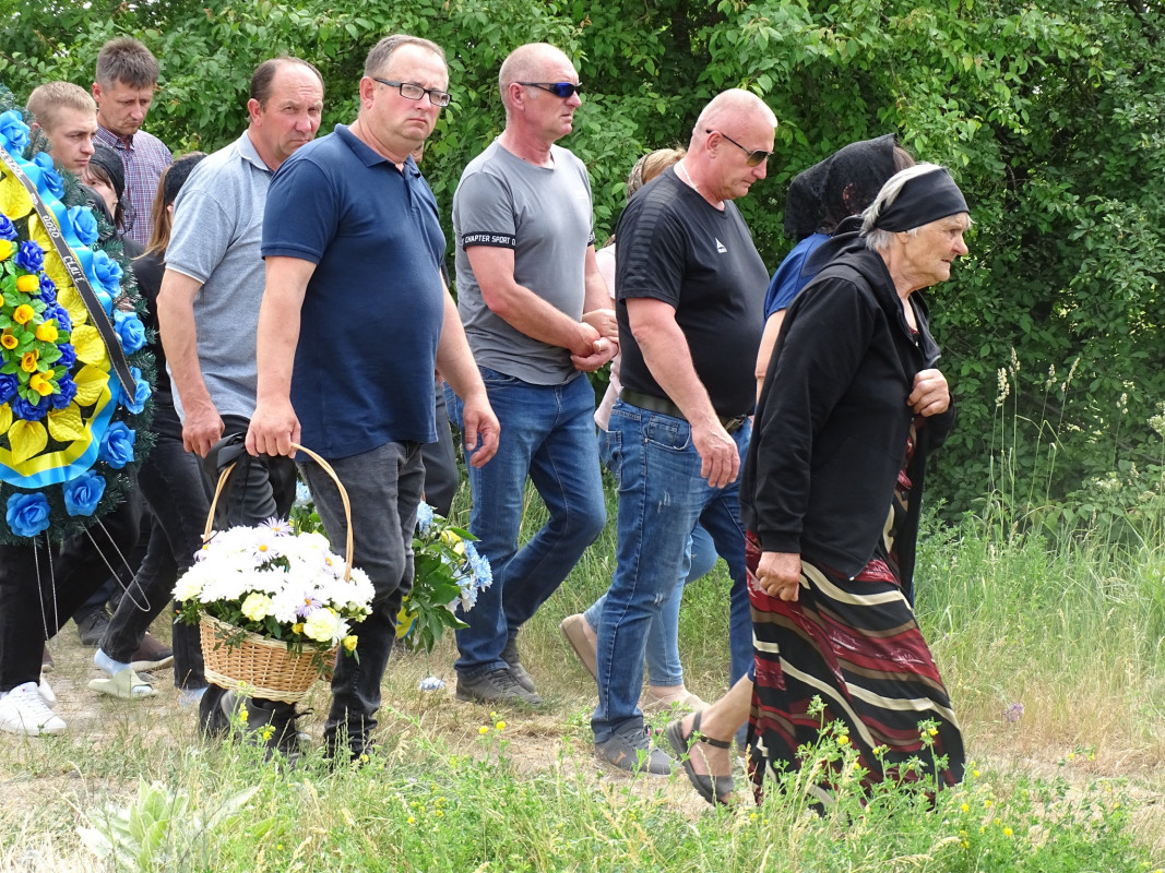 Не дожив декілька тижнів до дня народження: на Волині попрощалися із полеглим Героєм Сергієм Карпуком