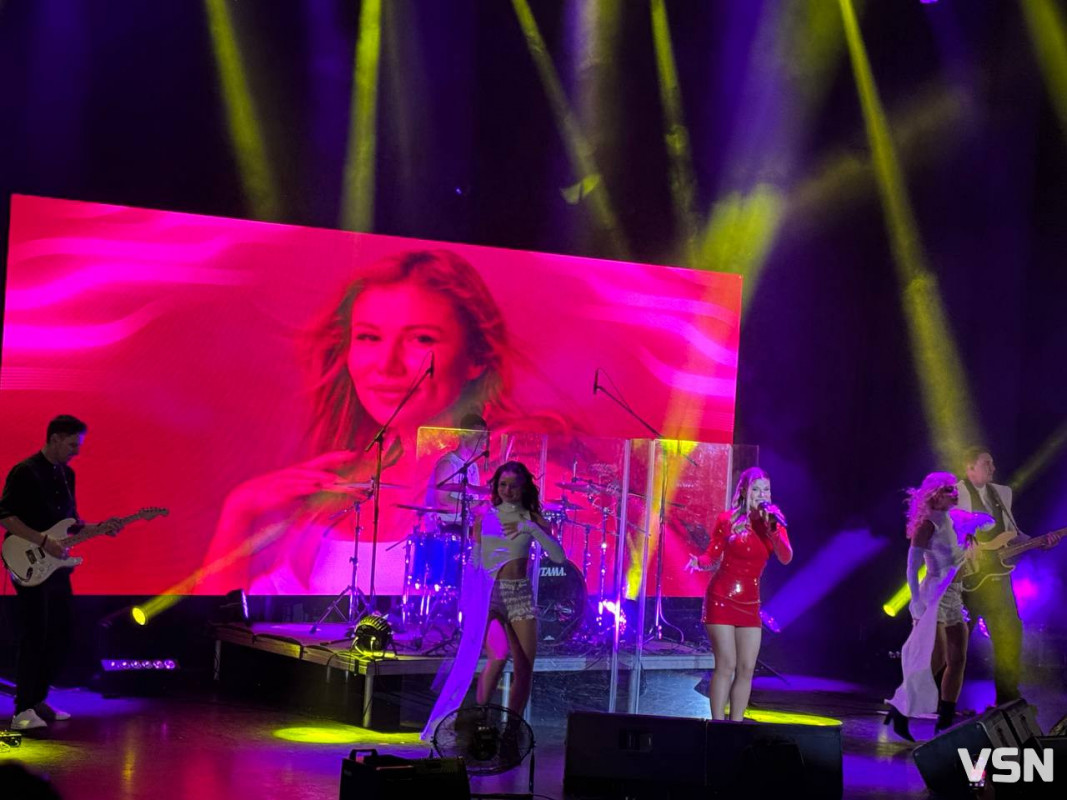 Alena Omargalieva виступила у Луцьку: аншлаг, благодійність і найкращі хіти