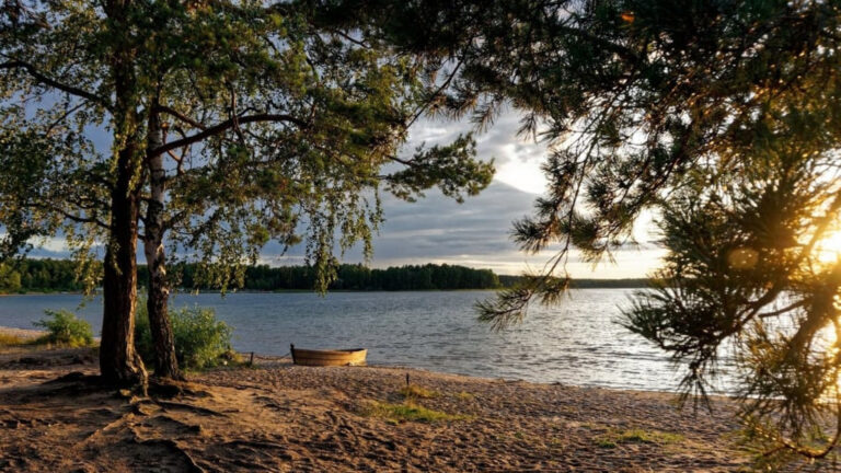 Не лише славнозвісний Світязь: відпочинок на одній з перлин Шацьких озер