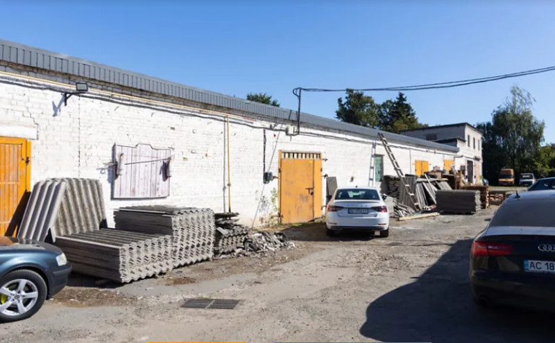 У Луцьку продають торговий павільйон за 38 мільйонів