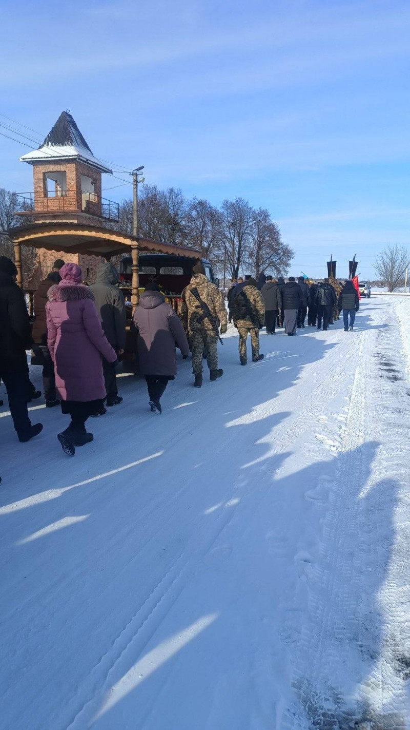 Загинув майже три роки тому: на Волині попрощалися з Героєм Олександром Оксенюком