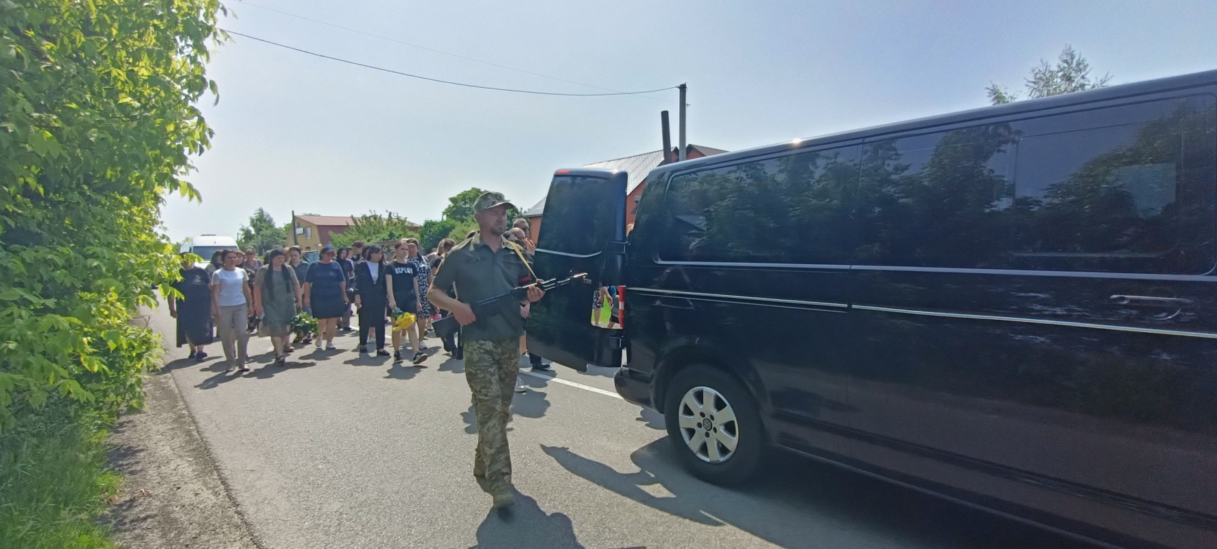 Довгий час вважався зниклим безвісти: на Волині попрощались з Героєм Сергієм Холодовим