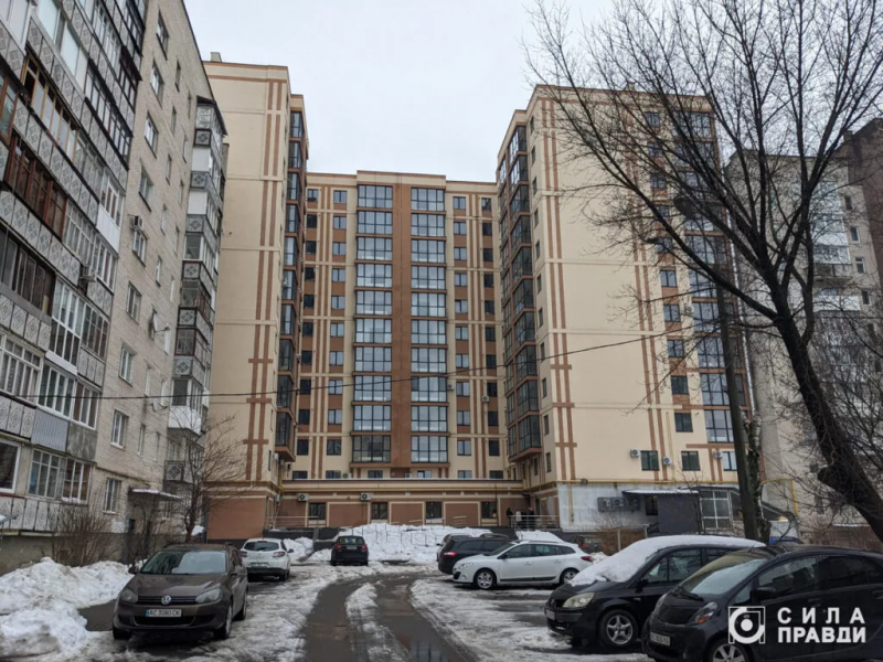 У Луцьку мешканці скандально відомої багатоповерхівки – третій рік без обіцяного опалення: що відомо