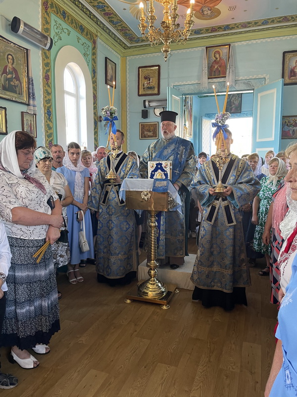 Митрополит Михаїл звершив літургію у волинському храмі з 150-річною історією