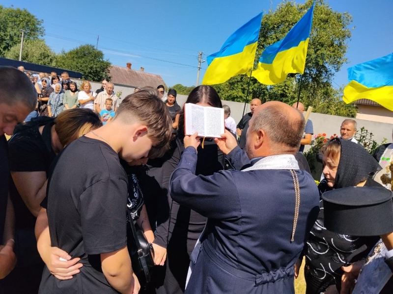 На Волині попрощалися із загиблим Героєм Миколою Кузнєчихіним