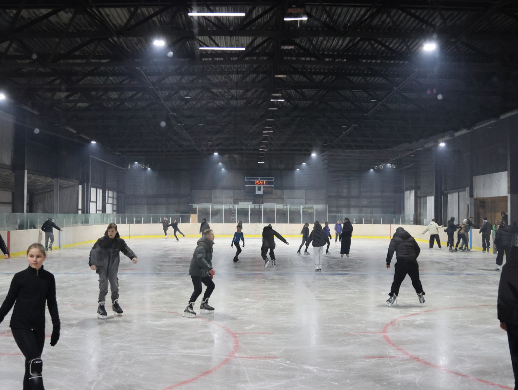 Де у Луцьку покататися на ковзанах: адреси, ціни та графік роботи