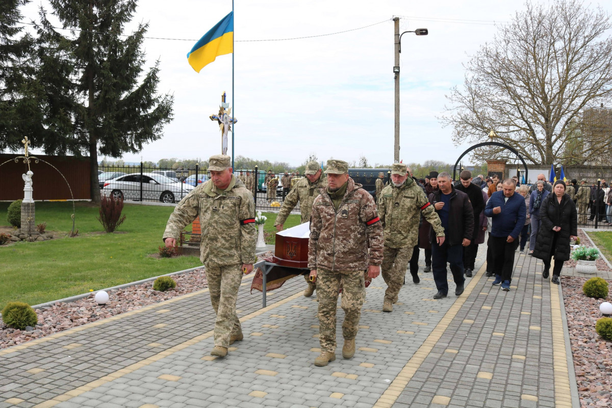 На Волині попрощалися із захисником Миколою Гундеричем