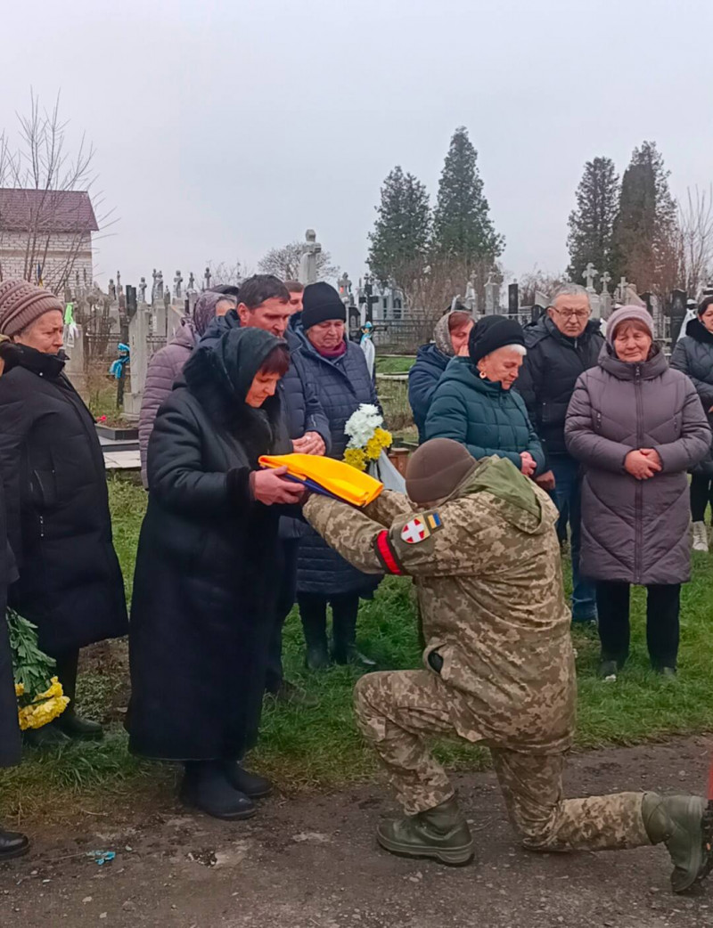 Більше року вважався зниклим безвісти: на Волині попрощалися з Героєм Іваном Шевчуком
