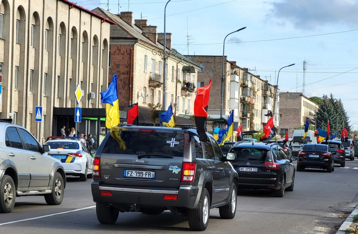 Воював декілька місяців: на Волині попрощалися із захисником, чий брат захищає Україну, Юрієм Галецьким