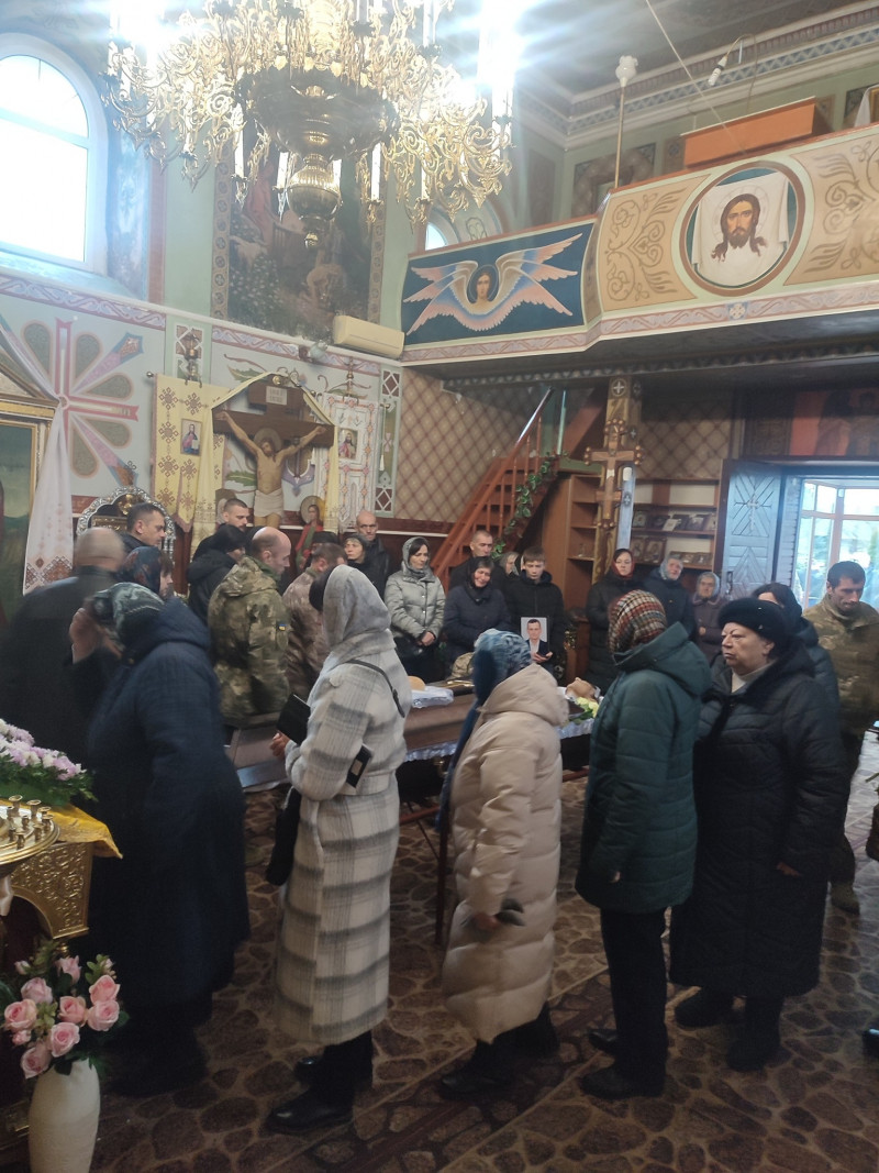 Після довгої боротьби з хворобою зупинилося серце: на Волині попрощалися з Героєм Русланом Марчуком