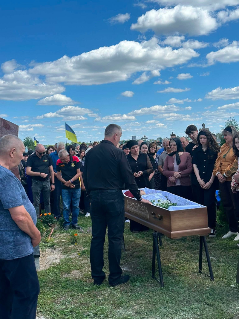 Війна забрала ще одне життя: на Волині поховали 45-річного Героя Ярослава Самчука