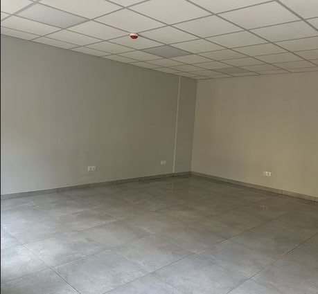 200 000 доларів за 65 квадратів: у Луцьку продають приміщення