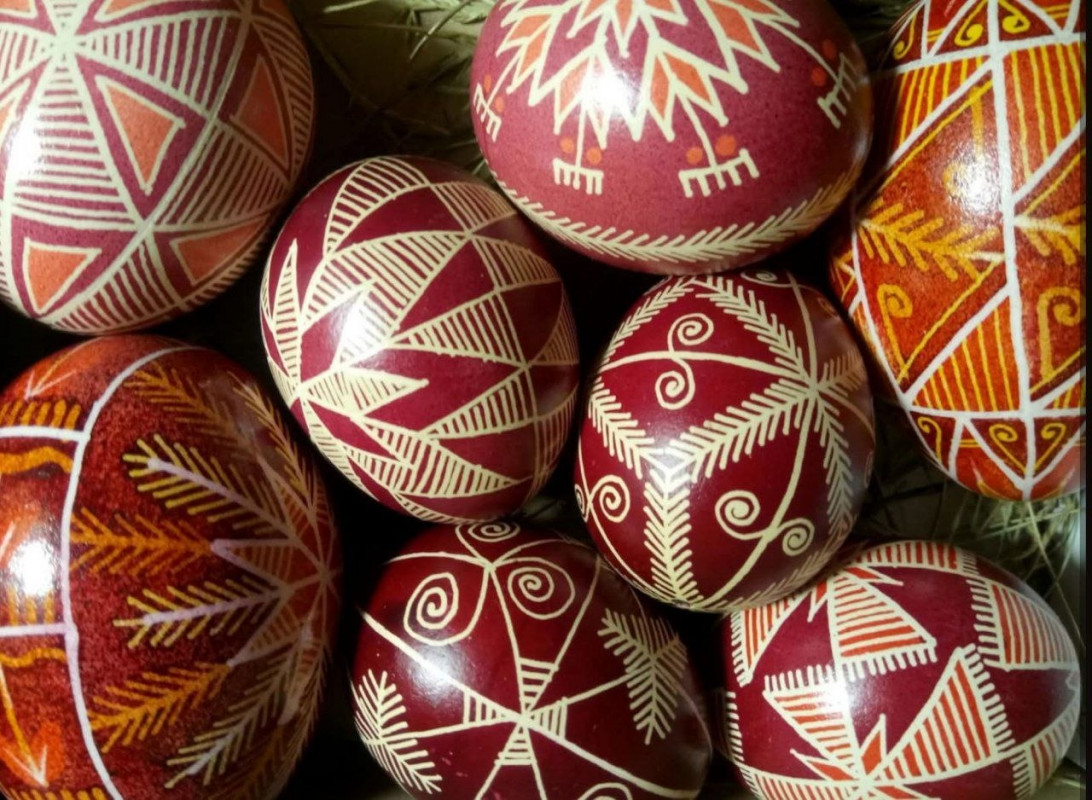 Від випадкового захоплення до виставок у Європі: шлях писанкарки з Волині Оксани Білик