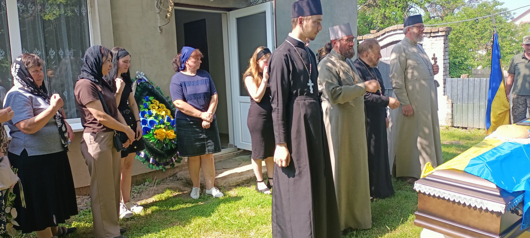 Довгий час вважався зниклим безвісти: на Волині попрощались з Героєм Сергієм Холодовим