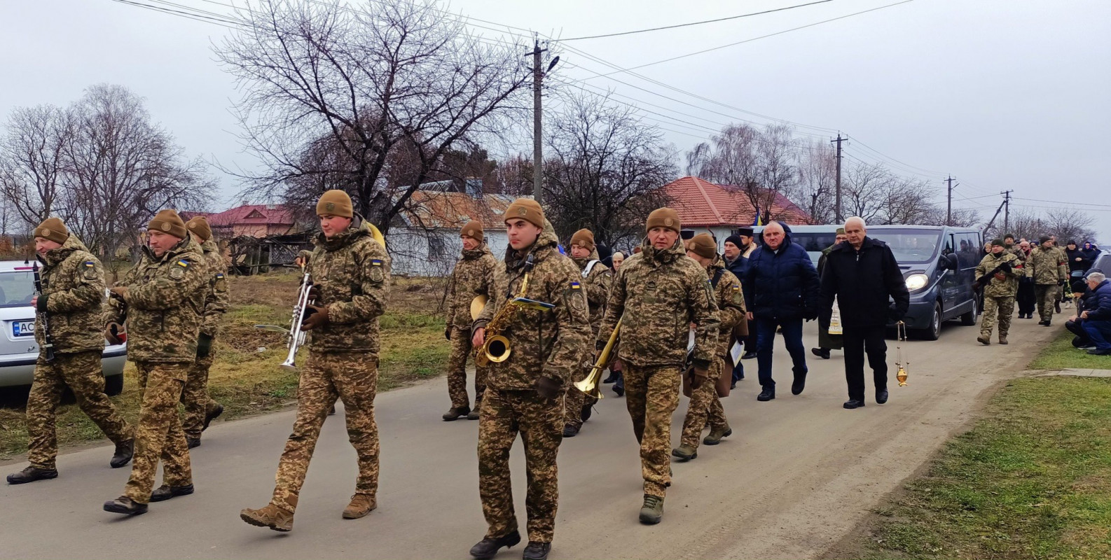 Майже півтора року тривоги та надії змінила гірка правда: на Волині попрощалися з Героєм Вадимом Гризіним