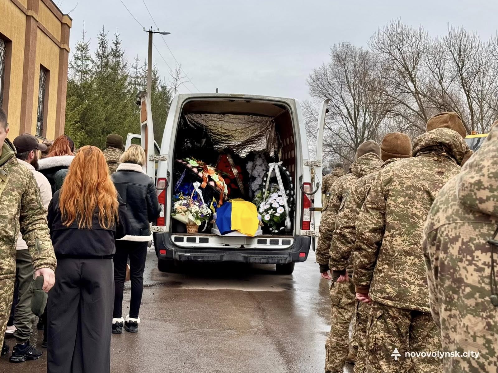 Тривалий час він вважався зниклим безвісти: на Волині попрощалися з Героєм Артемом Румянцевим