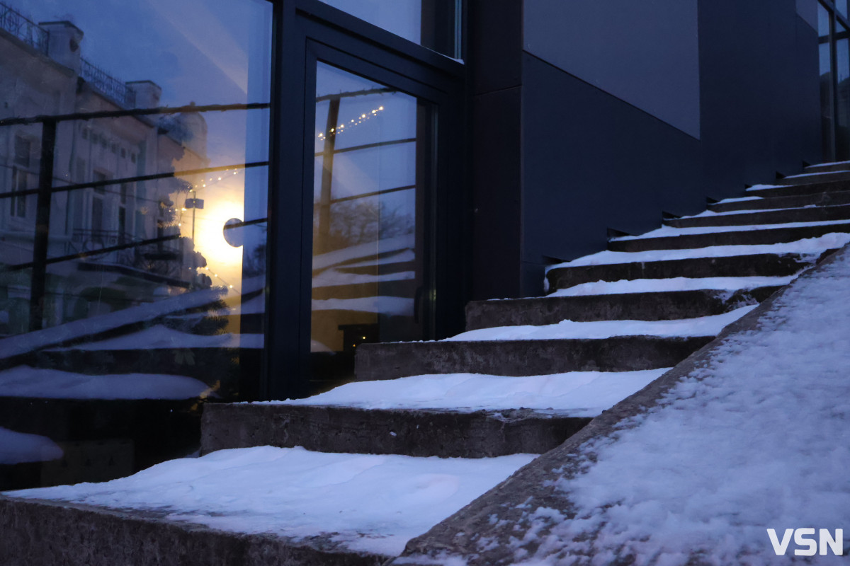 Останній день 2025 у Луцьку: місто в очікуванні Нового року. Фоторепортаж