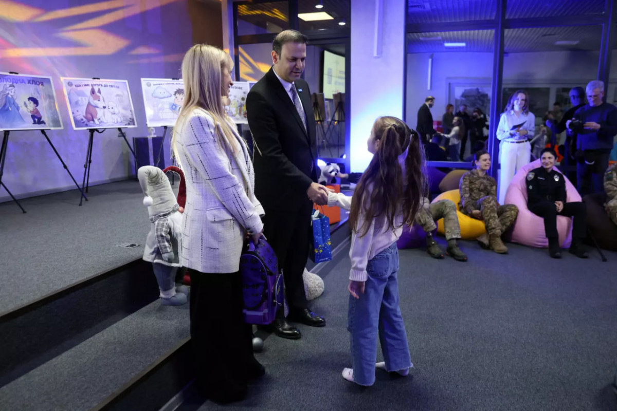 «Ліхтарик, який ніколи не гасне»: у всеукраїнську аудіокнигу МВС «Голоси дитинства» увійшла казка волинянки