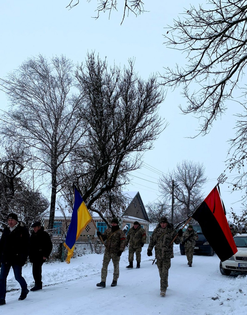 Боронив Україну і всіх нас: у громаді на Волині попрощалися з Олександром Свінцицьким