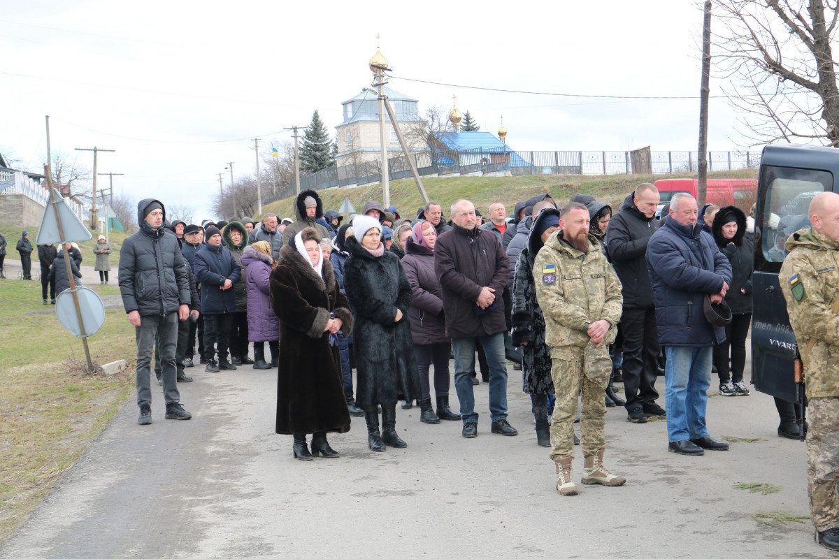 Віддав життя за Україну: на Волині попрощались з Героєм Олександром Панасюком