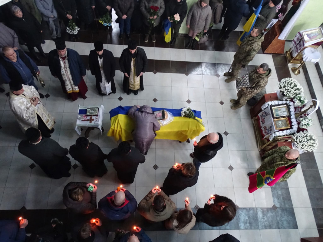 Понад 1,5 роки надій і сподівань: «на щиті» повернувся додому Герой з Волині Віктор Кіц