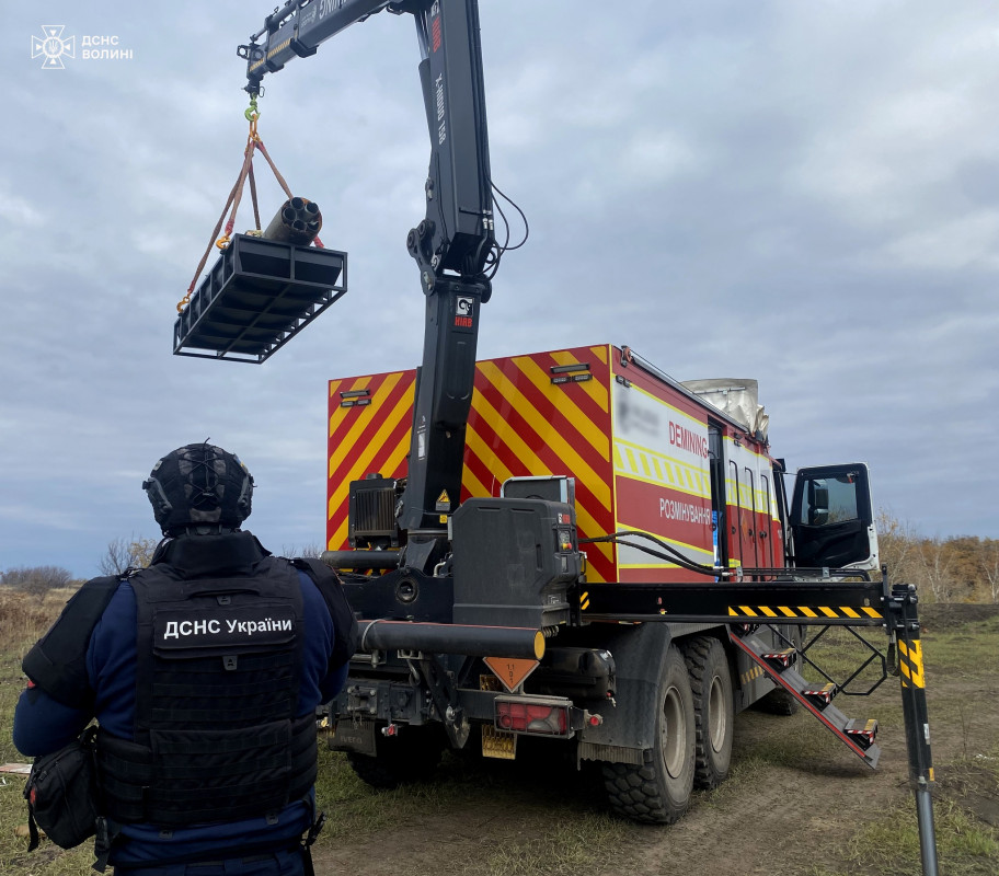 Волинські піротехніки провели складну операцію з розмінування на Харківщині