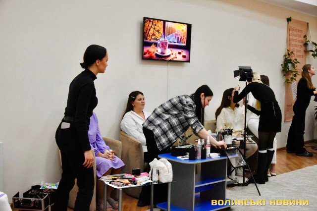 100 малюків-поспішайок щороку: як виходжують недоношених дітей на Волині