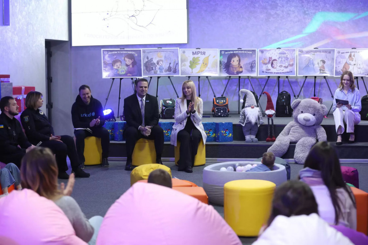 «Ліхтарик, який ніколи не гасне»: у всеукраїнську аудіокнигу МВС «Голоси дитинства» увійшла казка волинянки