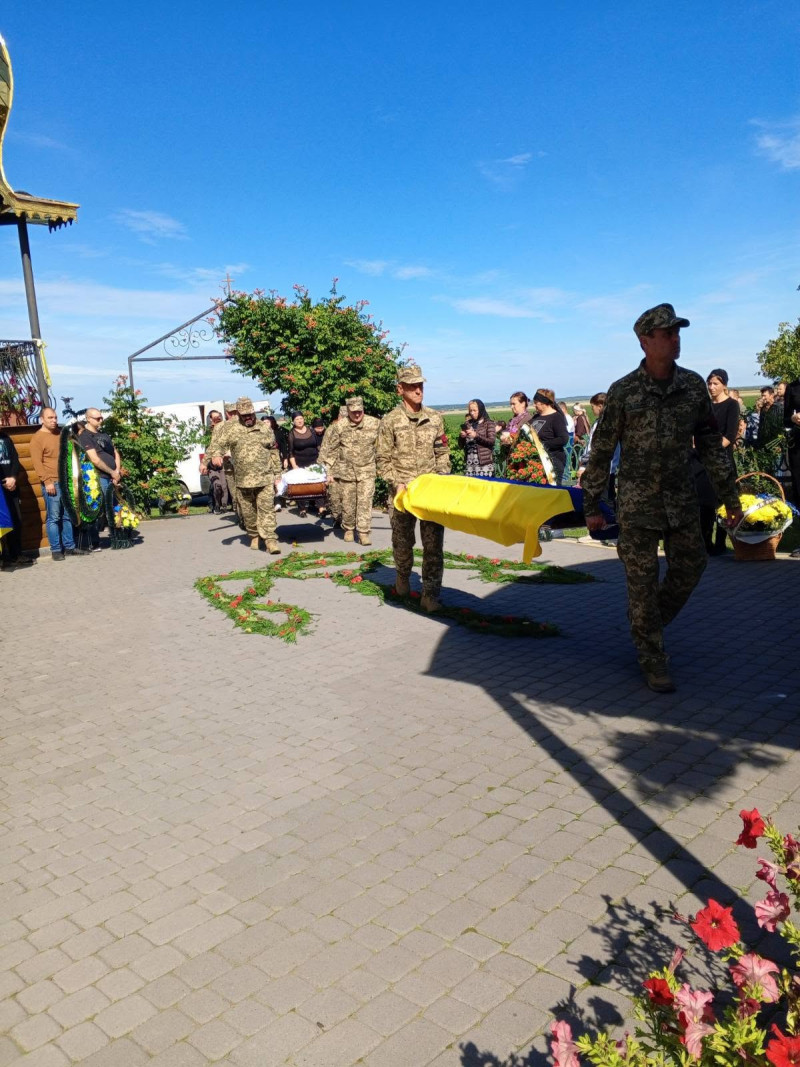 Волиняни попрощалися із 31-річним захисником Вадимом Васеньком