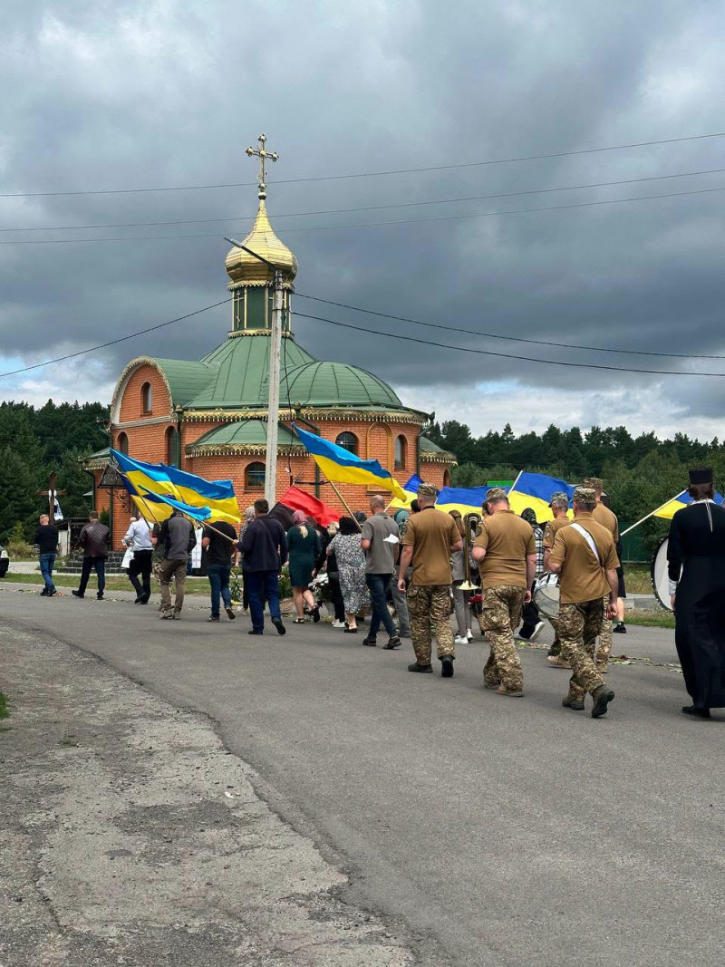 Понад рік чекали звістки: на Волині попрощалися з 23-річним Героєм, який вважався зниклим безвісти