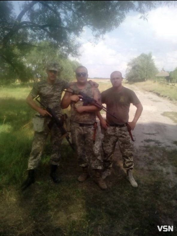 Мужній воїн з Волині міг би спокійно перечекати небезпеку за кордоном, але не дозволило почуття власної гідності